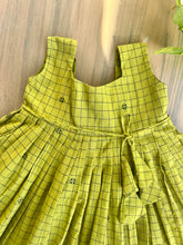 Load image into Gallery viewer, Classic Green Checkered Dress (0-7 Years)
