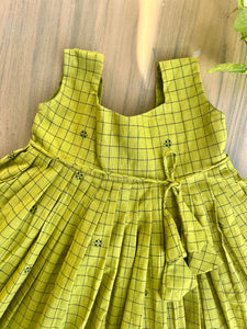 Classic Green Checkered Dress (0-7 Years)