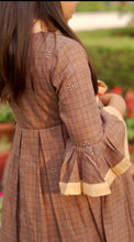 Load image into Gallery viewer, Vintage Checkered Hand-woven Dress (0-11 Years)
